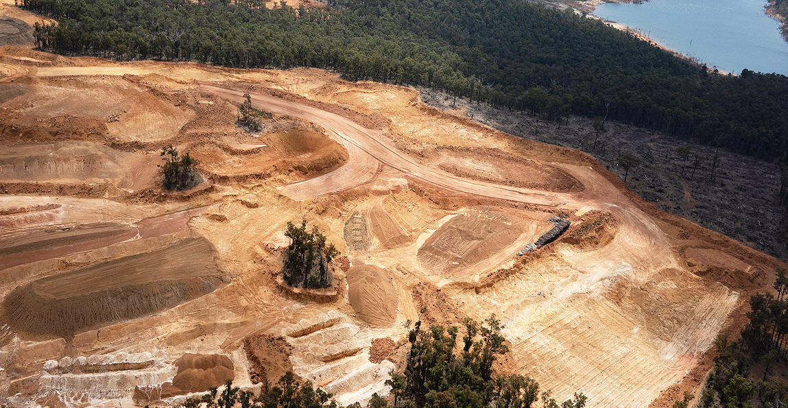 Alcoa minesite bordering Serpentine Dam.