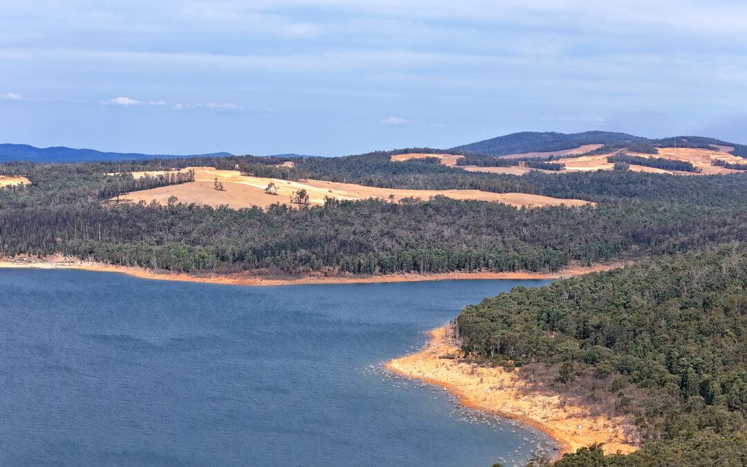 Serpentine Dam drinking water supply with bauxite mining in background not far from reservoir